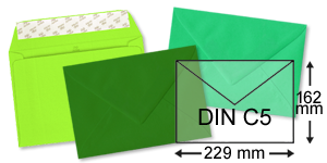 grüne Briefumschläge im Format DIN C5